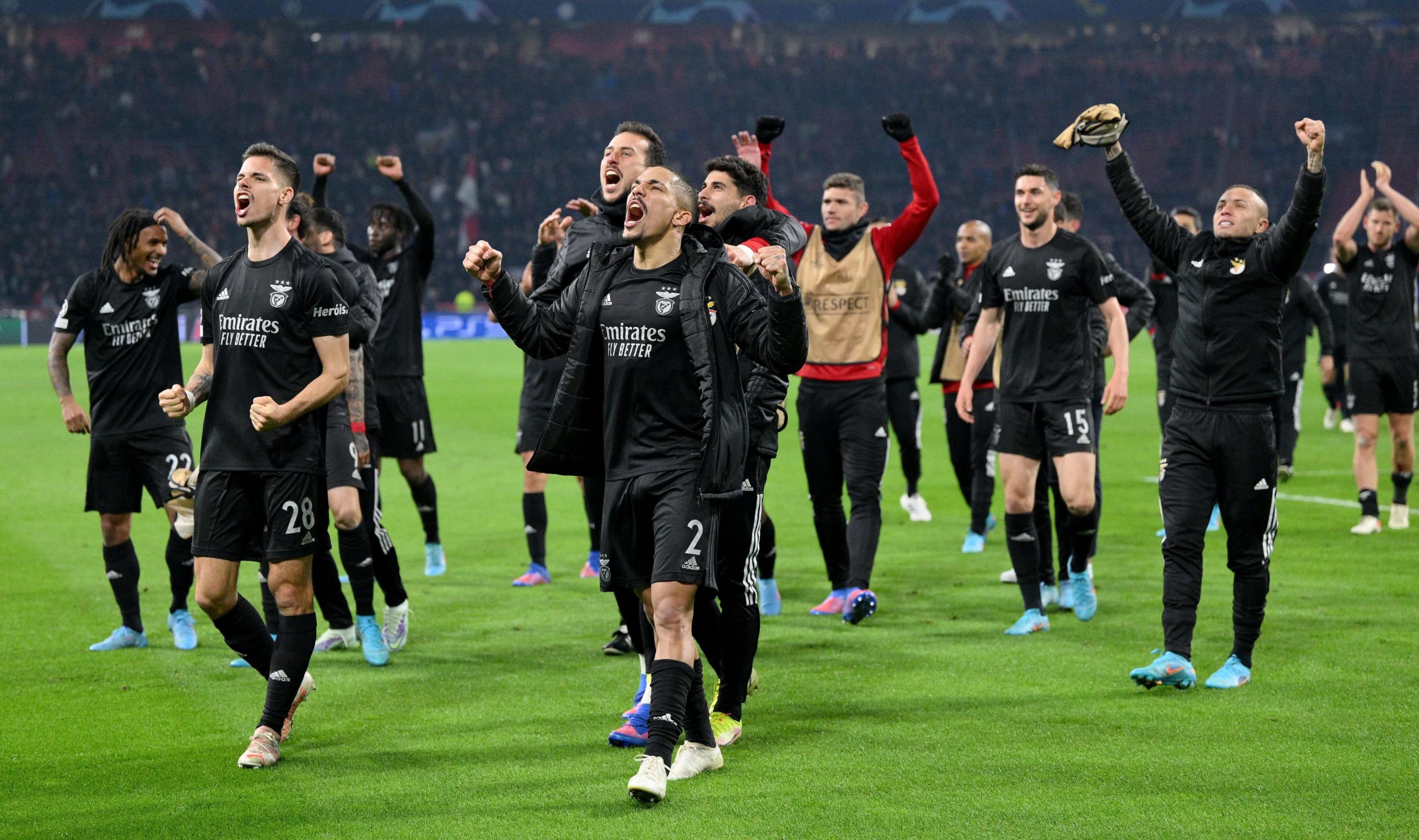 El Benfica Sorprendentemente Elimina Al Ajax En La Liga De Campeones Deportes Mn 