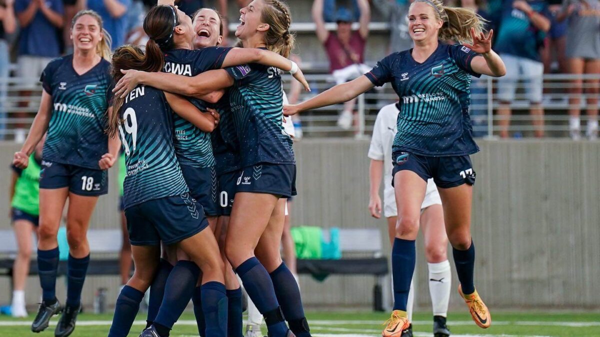 Minnesota Aurora avanza a las semifinales venciendo a Indy Eleven 2-1 