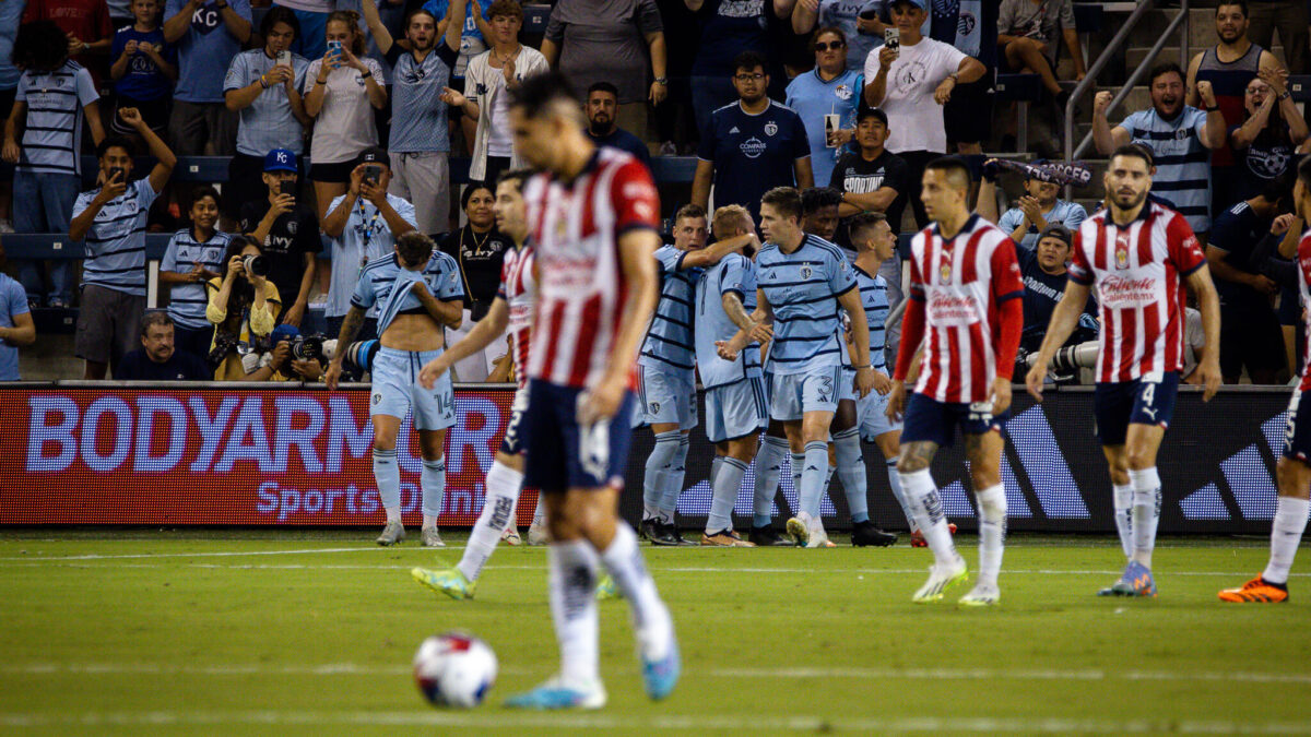 Sporting KC derrota a Chivas y avanza a la fase eliminatoria de la Leagues Cup. 