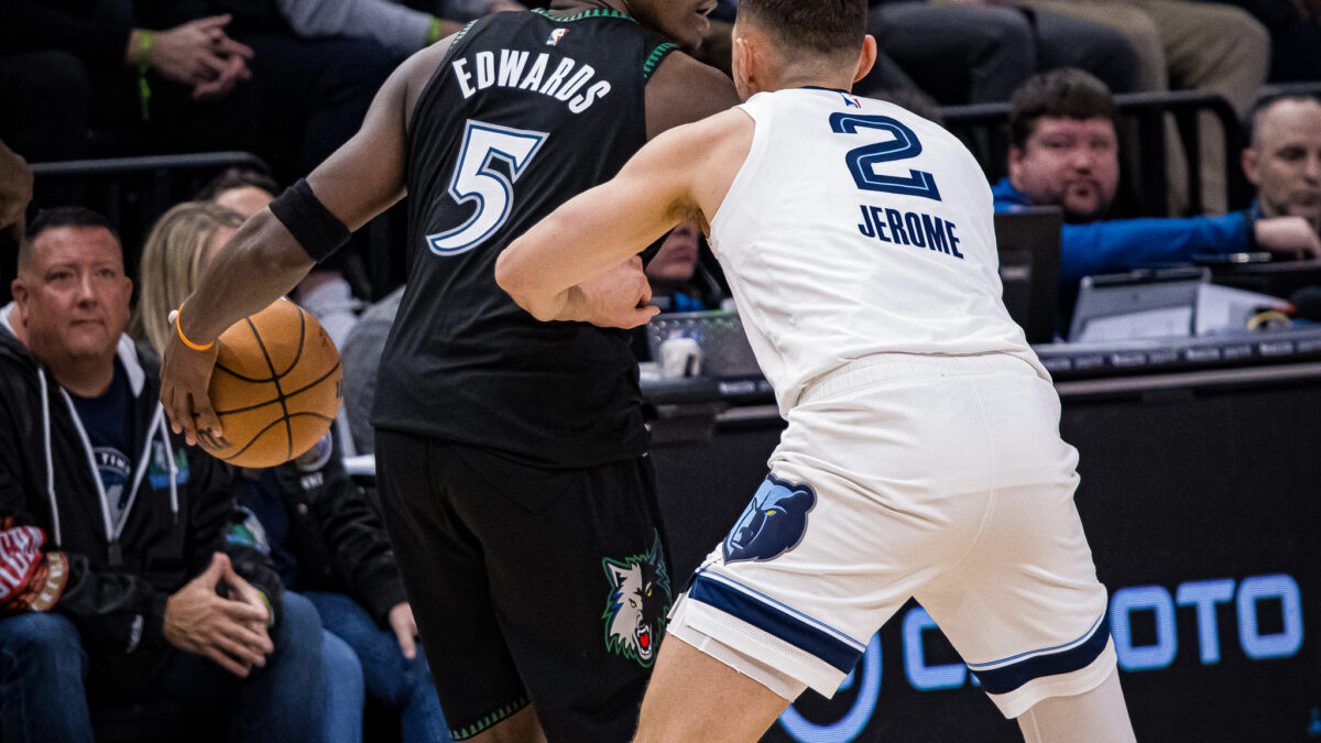 Edwards anota 41, Timberwolves vencen a Grizzlies 117-110, logrando su cuarta victoria al hilo.